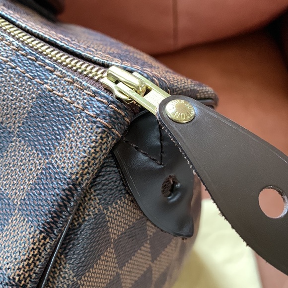 🔥 🥰👜❤️Authentic Louis Vuitton Speedy 35 Damier Ebene🥰👜❤️ - Picture 6 of 12